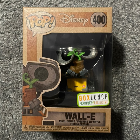 Disney Funko Pop 400 Earth Day Exclusive Wall-e MIB